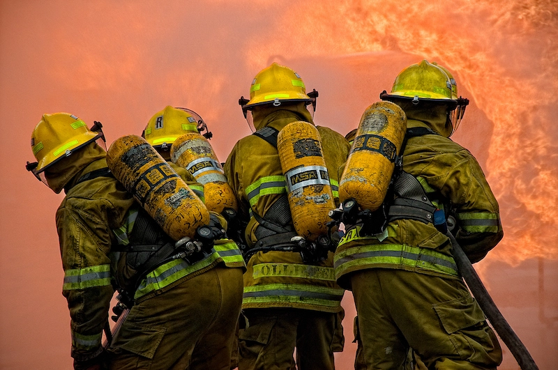 Photographie de pompiers par Viktoria Haack