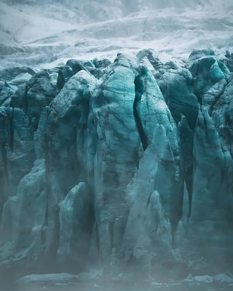 Photographie du glacier Esmark au Svalbard, en Norvège