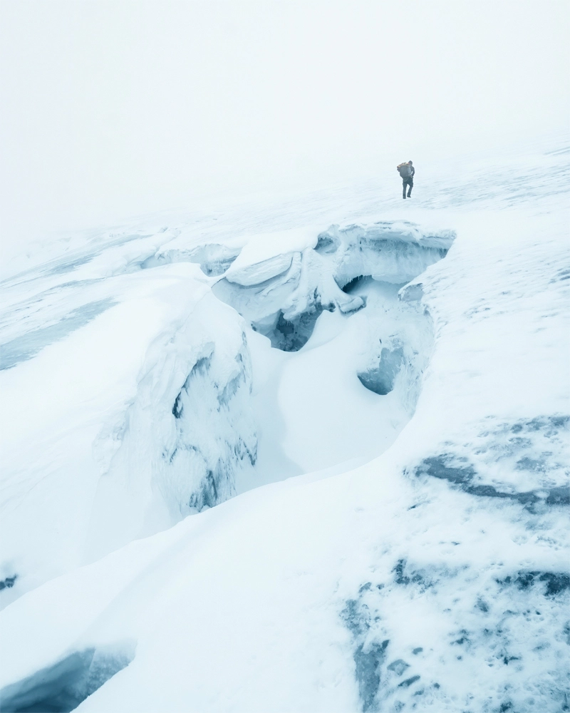 Photographie d'un environnement glacial prise au cours de la randonnée de Foxfonna