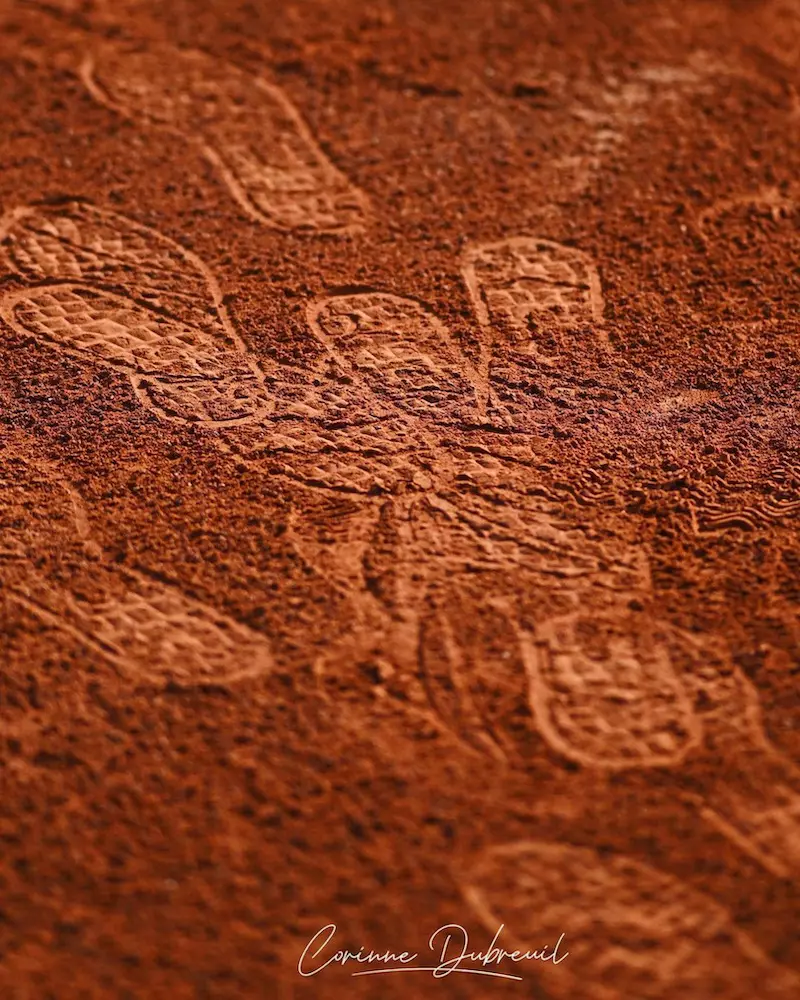 Footprints at the tennis court