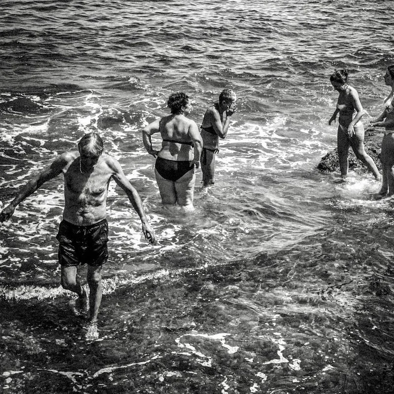 People at the beach, personal photographic work taken by Jacques Giaume