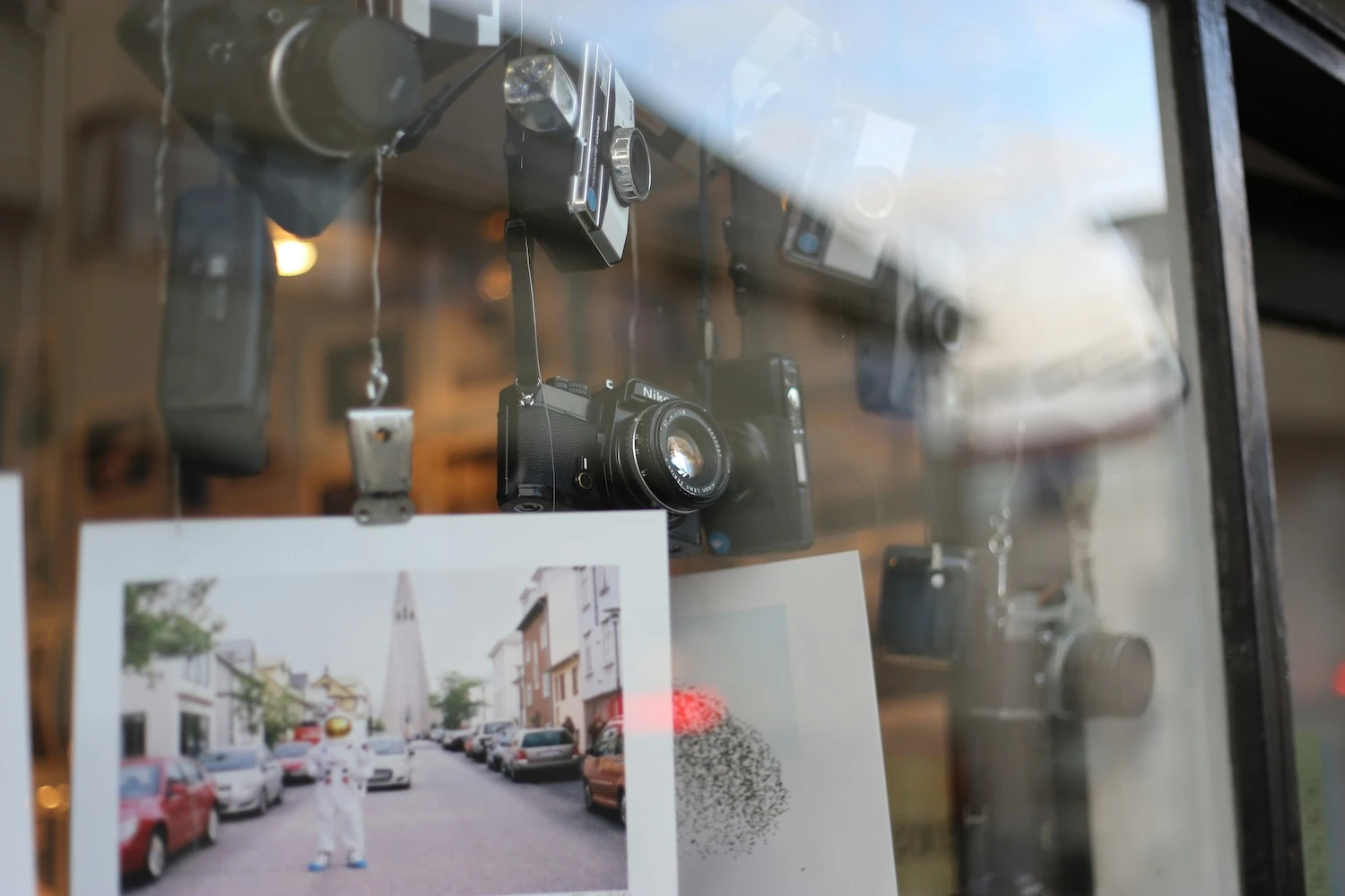 Discover the Top 9 Online Camera Stores of 2024 in the US