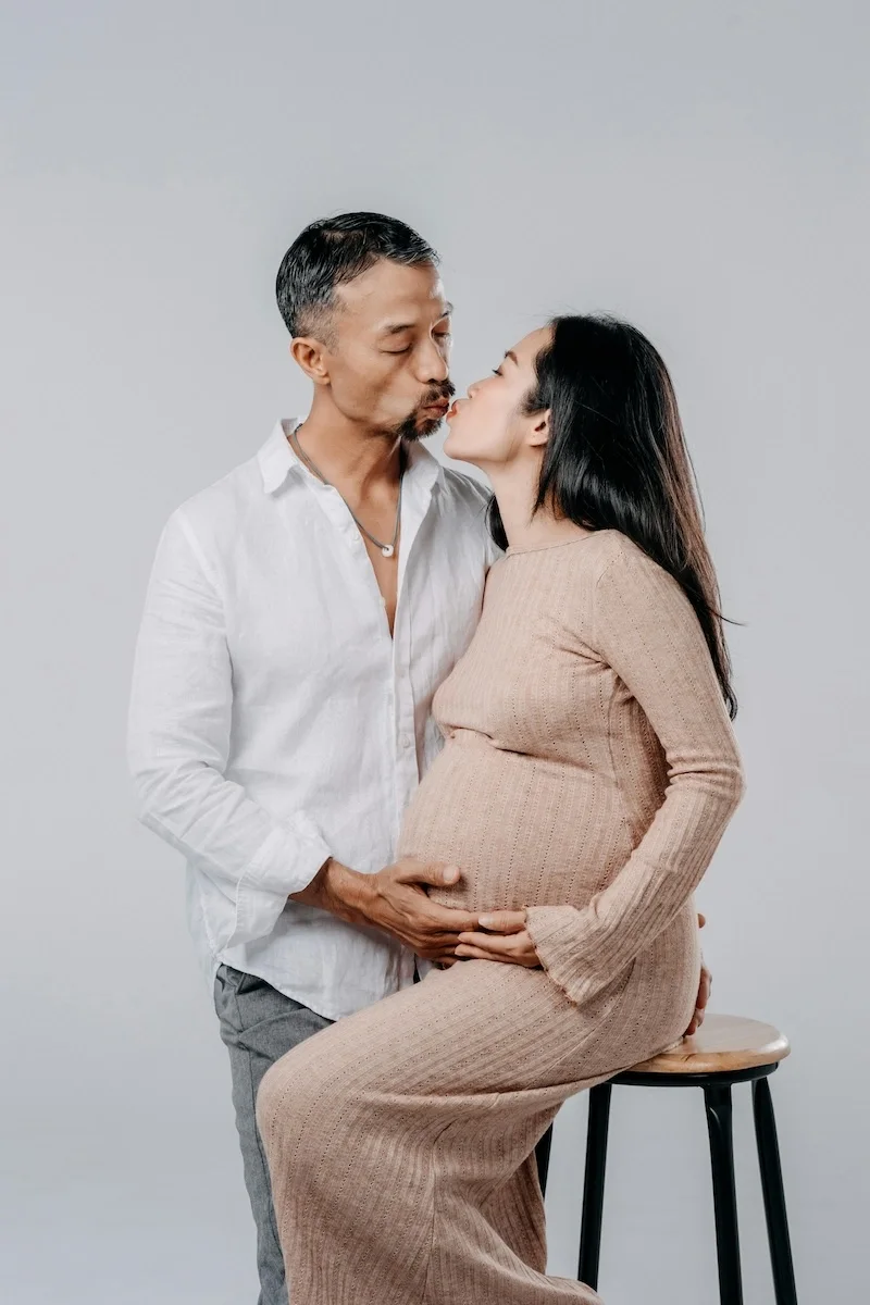 35 pregnancy photoshoot ideas to enhance your pregnancy 11
