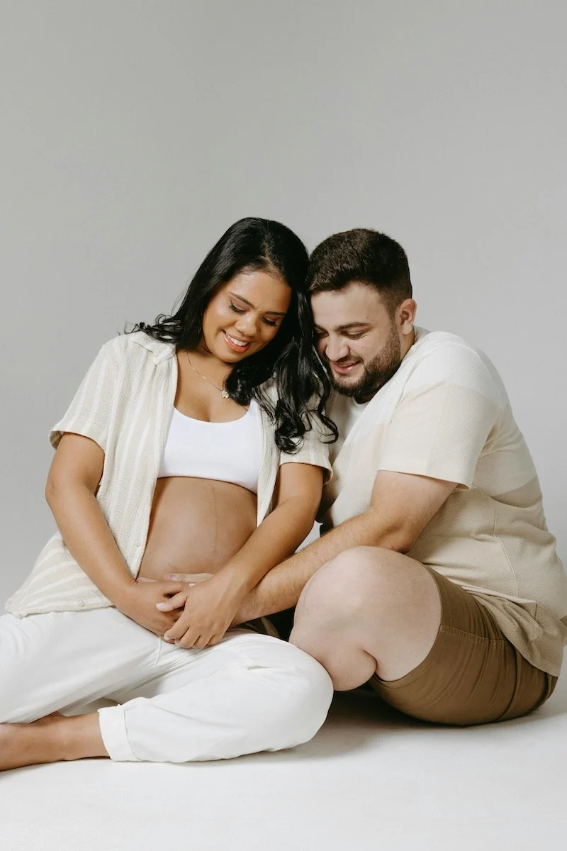 35 pregnancy photoshoot ideas to enhance your pregnancy 12