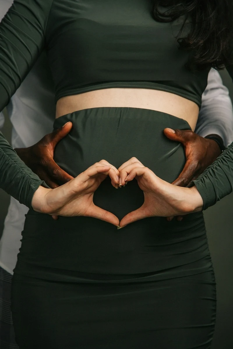 35 pregnancy photoshoot ideas to enhance your pregnancy 15