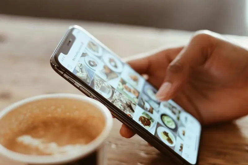 Les outils essentiels pour créer un feed Instagram parfaitement harmonieux 01