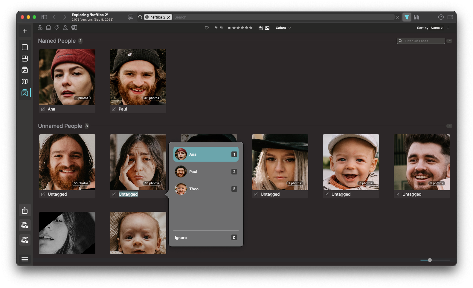 The interface in Peakto for managing photos: Face Marking - Merge Clusters